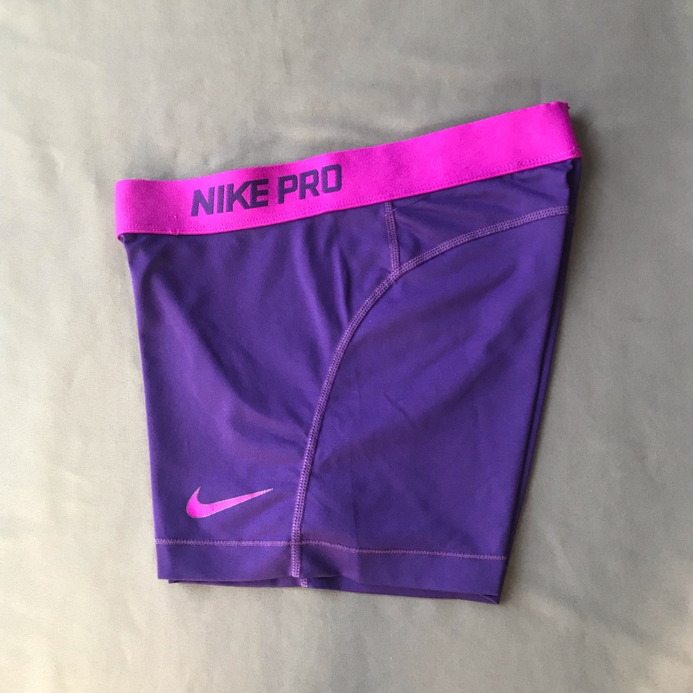 Medium Nike Pro Compression Shorts